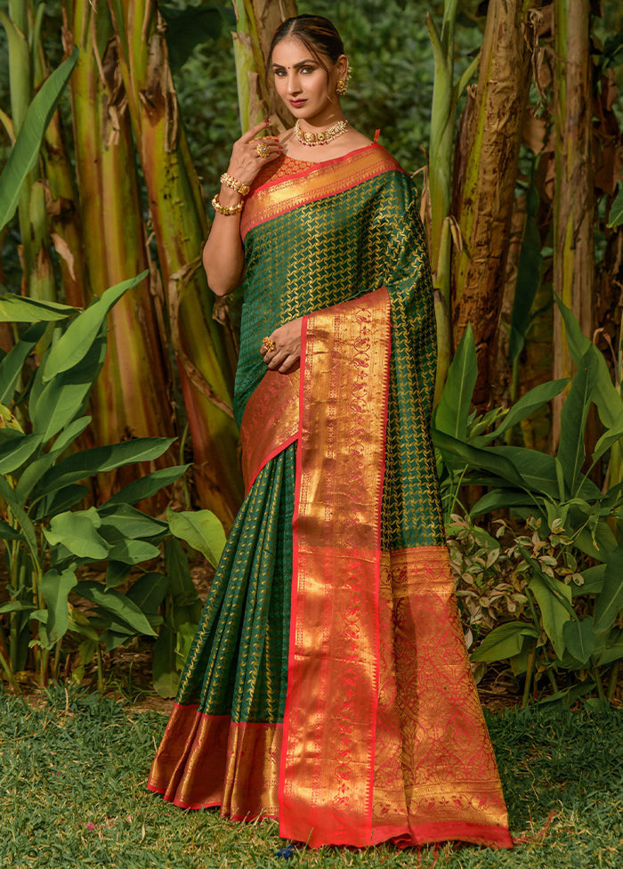 Green Dupion Silk Saree With Blouse Piece