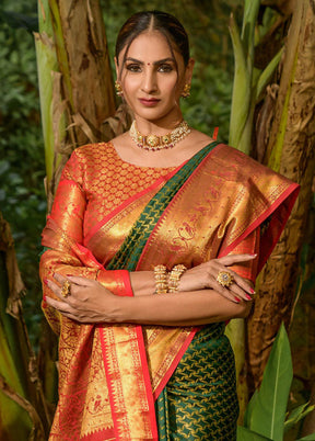 Green Dupion Silk Saree With Blouse Piece