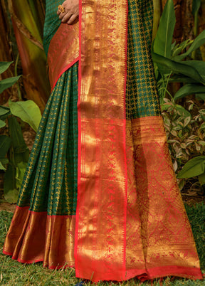 Green Dupion Silk Saree With Blouse Piece