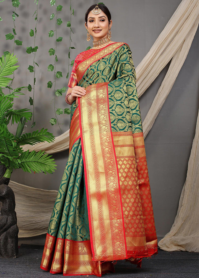 Green Dupion Silk Saree With Blouse Piece