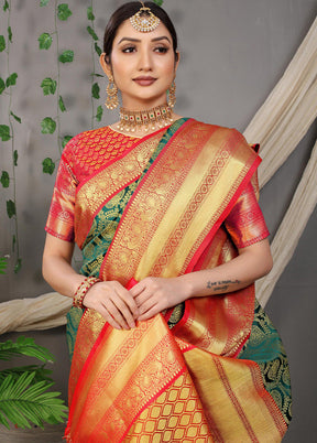 Green Dupion Silk Saree With Blouse Piece