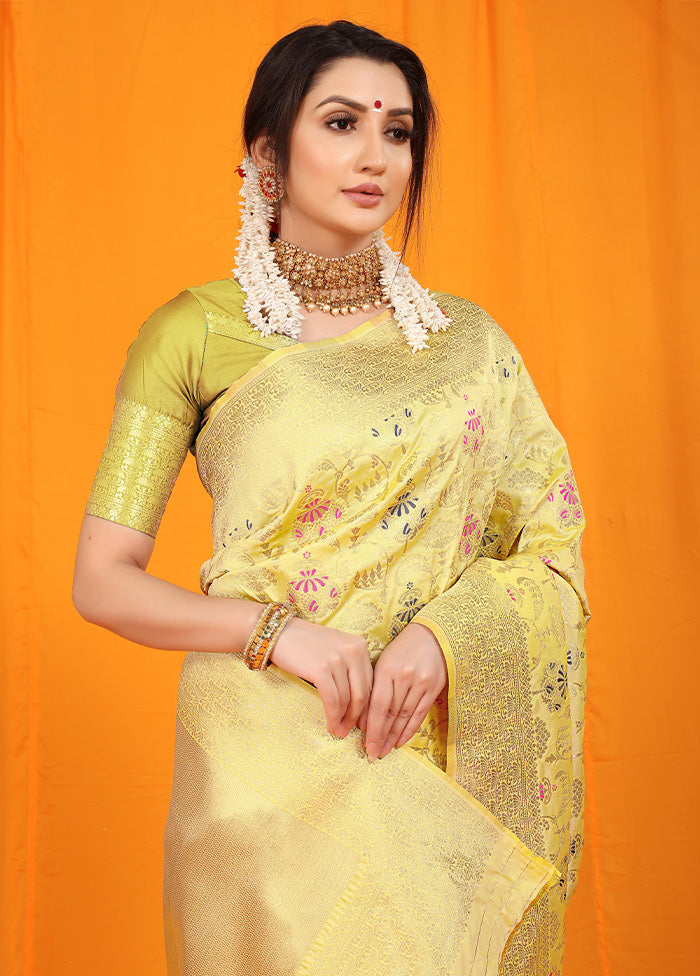 Cream Dupion Silk Saree With Blouse Piece