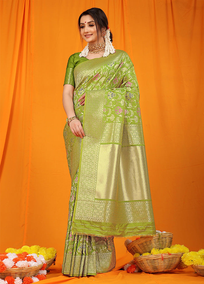 Green Dupion Silk Saree With Blouse Piece