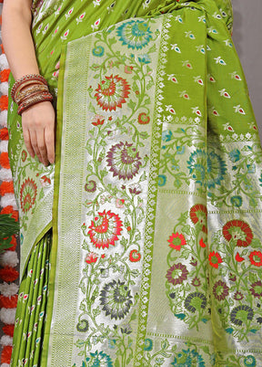 Green Dupion Silk Saree With Blouse Piece