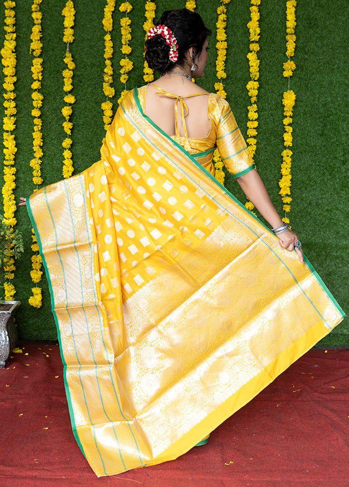 Yellow Dupion Silk Saree With Blouse Piece