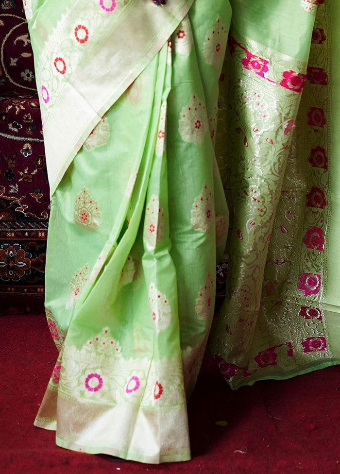 Green Dupion Silk Saree With Blouse Piece