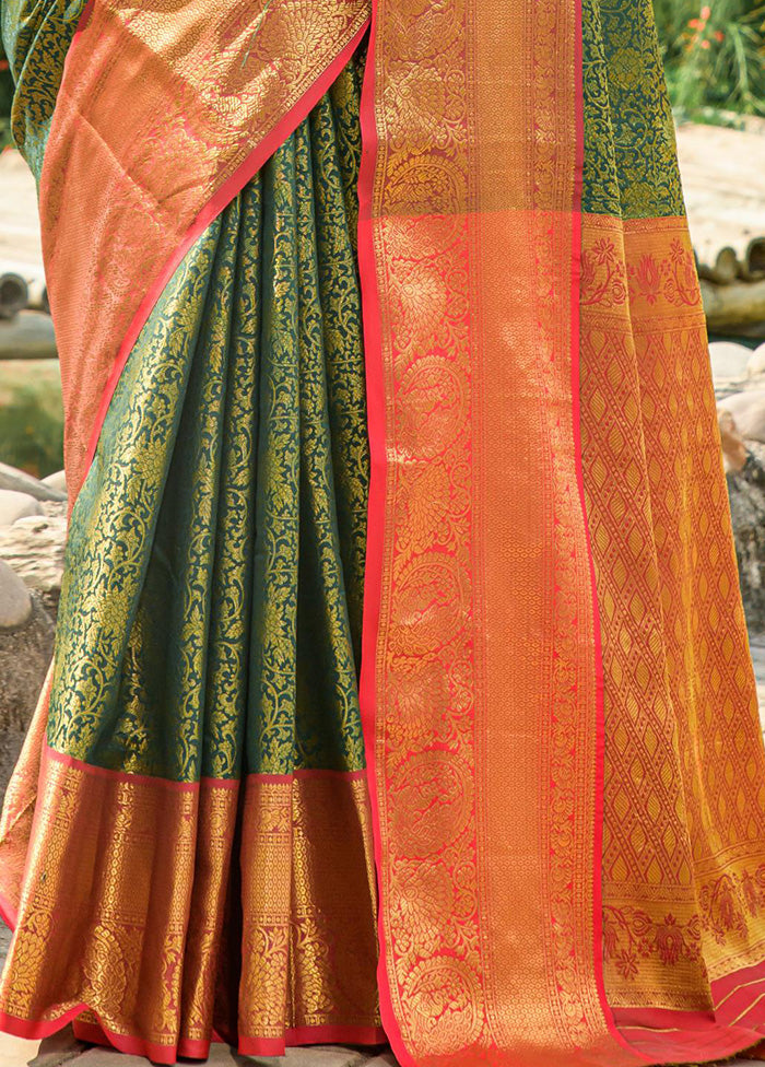 Green Dupion Silk Saree With Blouse Piece