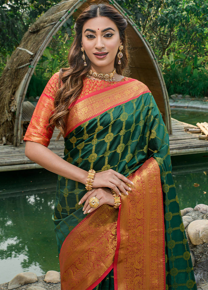 Bottle Green Dupion Silk Saree With Blouse Piece