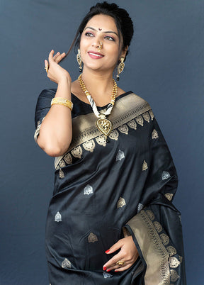 Black Dupion Silk Saree With Blouse Piece