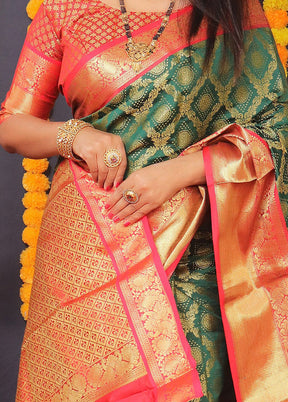 Green Dupion Silk Saree With Blouse Piece