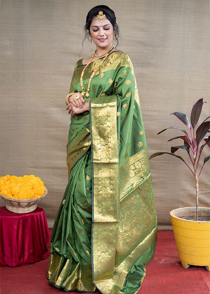 Green Dupion Silk Saree With Blouse Piece