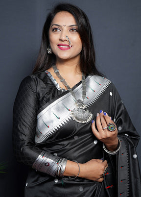 Black Dupion Silk Saree With Blouse Piece