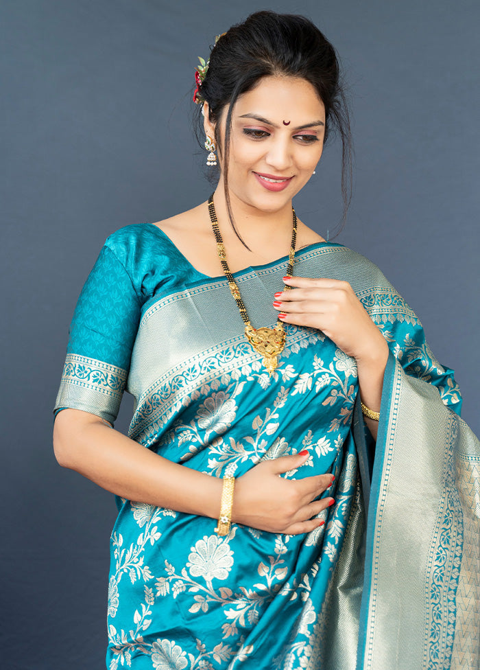 Teal Dupion Silk Saree With Blouse Piece