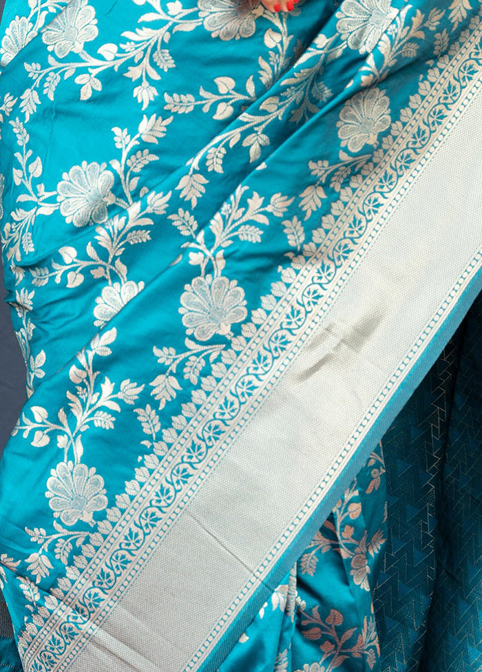 Teal Dupion Silk Saree With Blouse Piece