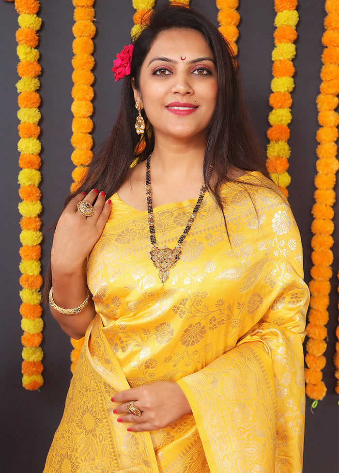 Yellow Dupion Silk Saree With Blouse Piece