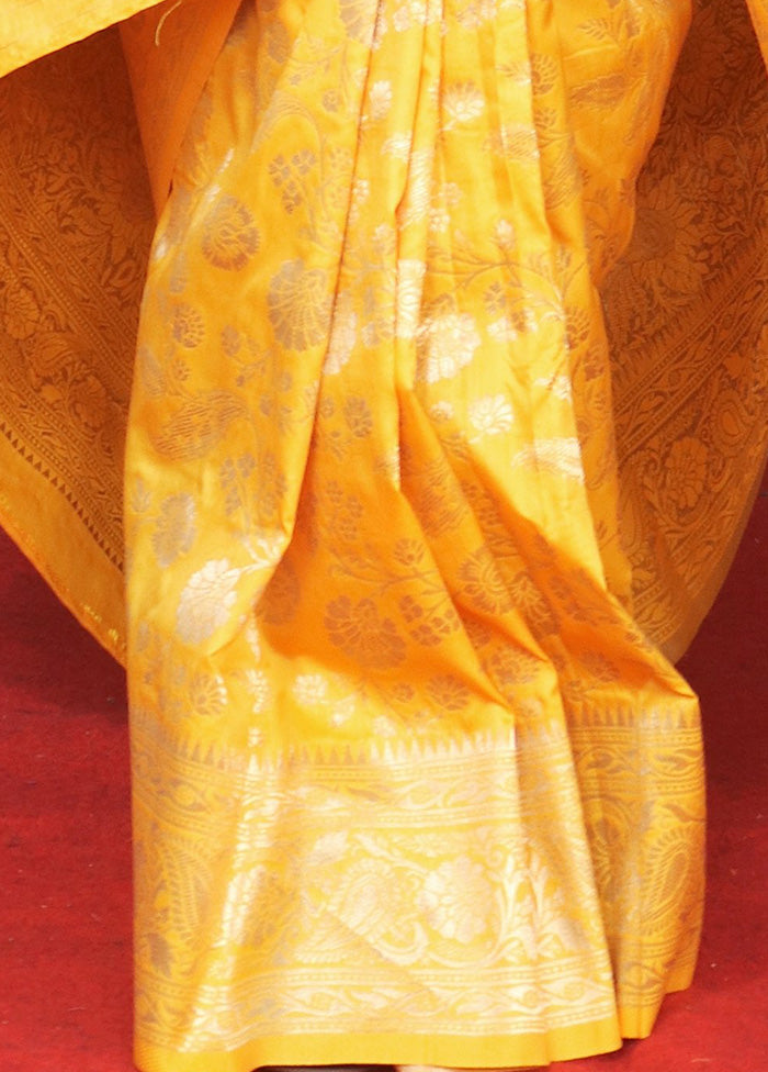 Yellow Dupion Silk Saree With Blouse Piece