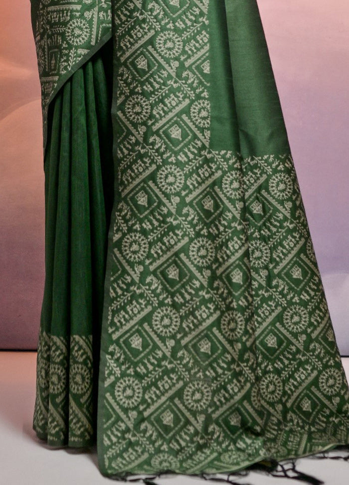 Green Dupion Silk Saree With Blouse Piece