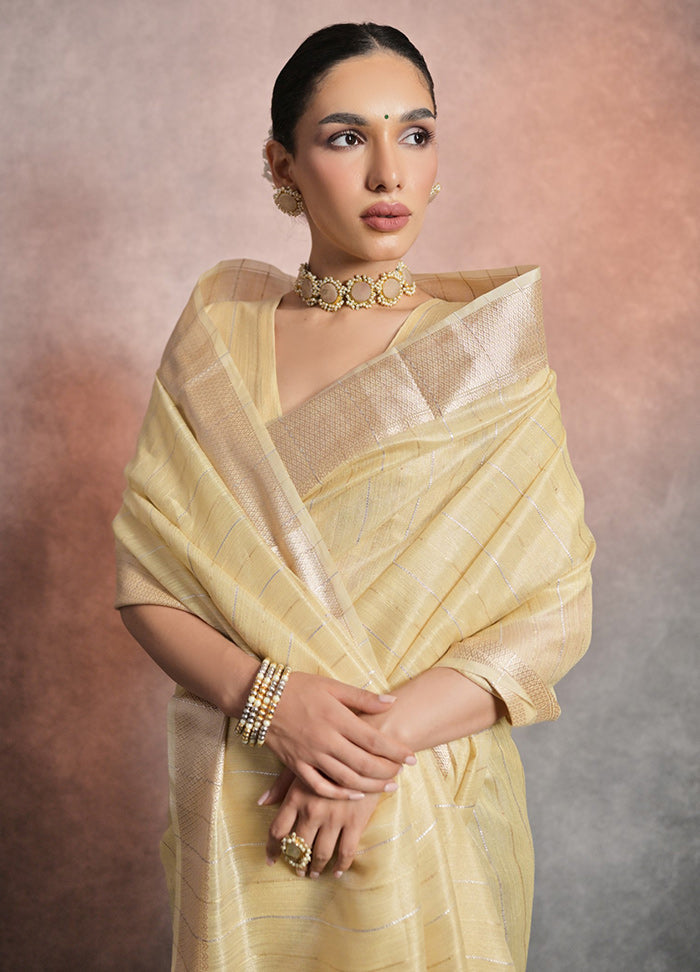 Yellow Silk Saree With Blouse Piece