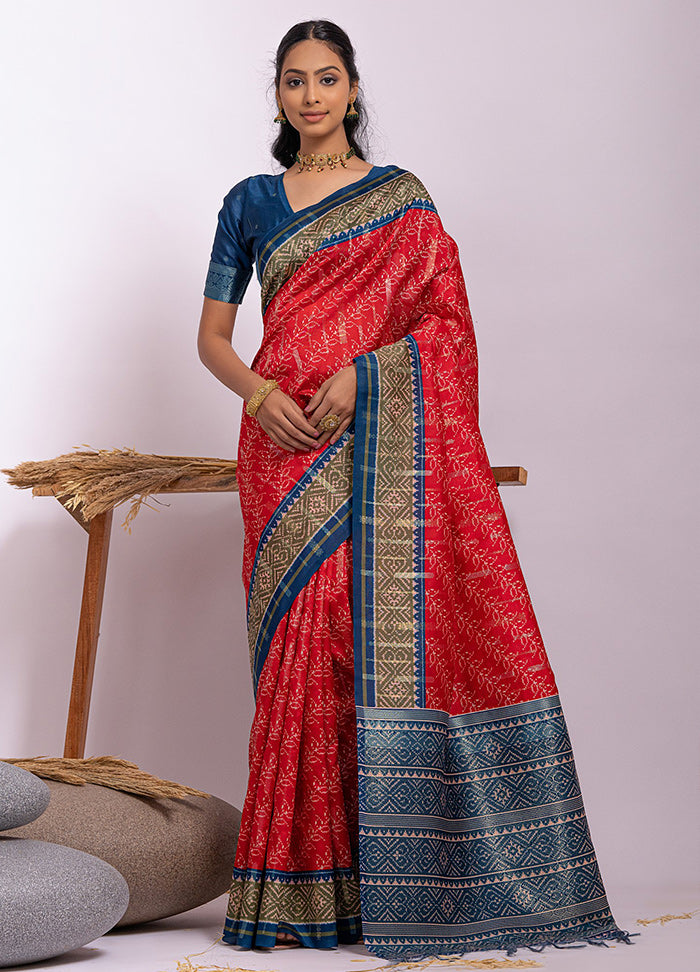 Red Dupion Silk Saree With Blouse Piece