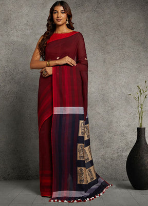 Red Pure Cotton Saree With Blouse Piece