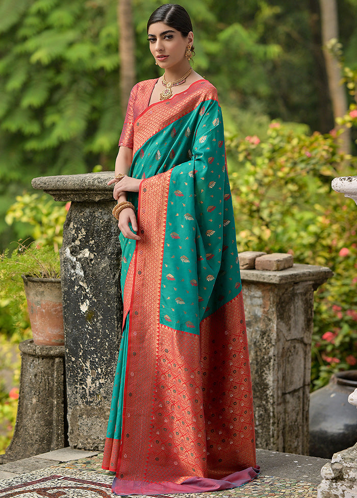 Rama Banarasi Silk Saree With Blouse Piece