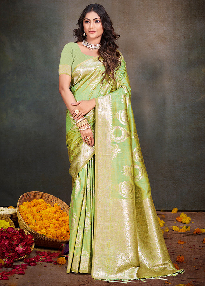 Green Cotton Saree With Blouse Piece