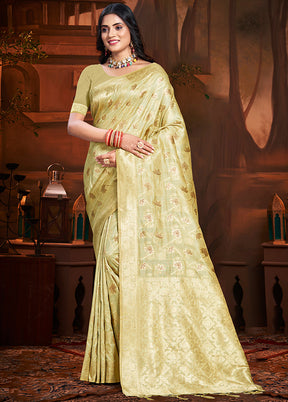 Multicolor Cotton Saree With Blouse Piece