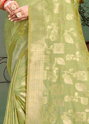 Green Cotton Saree With Blouse Piece