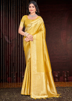 Multicolor Cotton Saree With Blouse Piece