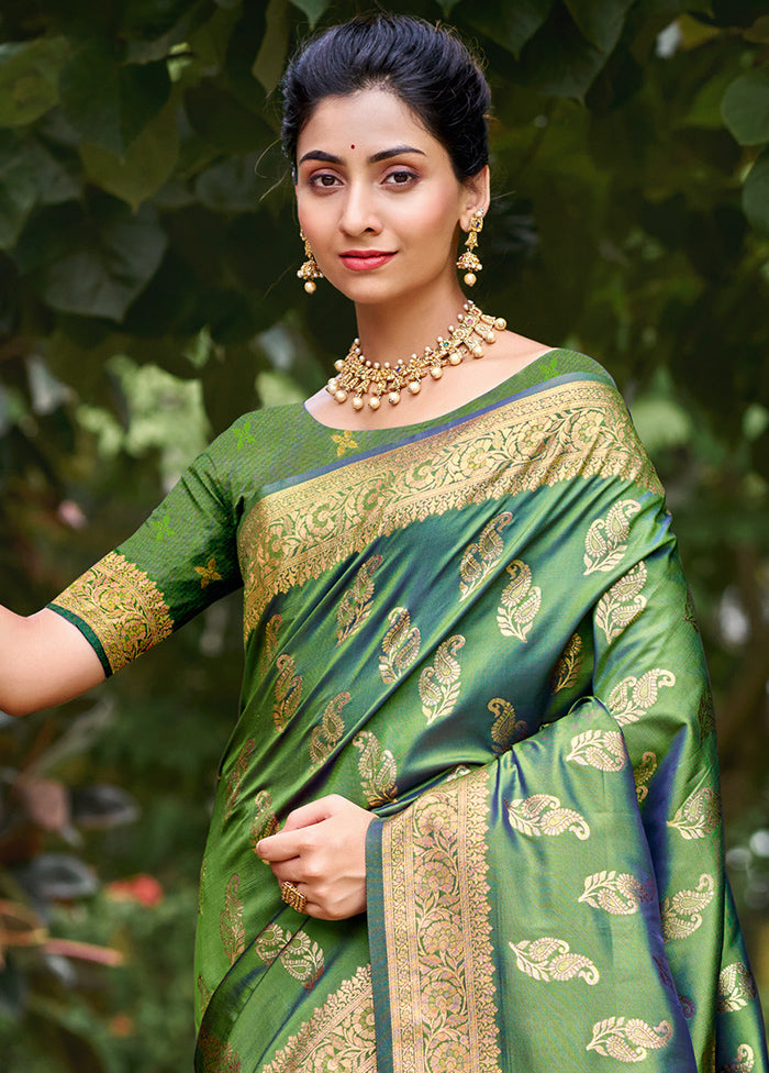 Multicolor Dupion Silk Saree With Blouse Piece