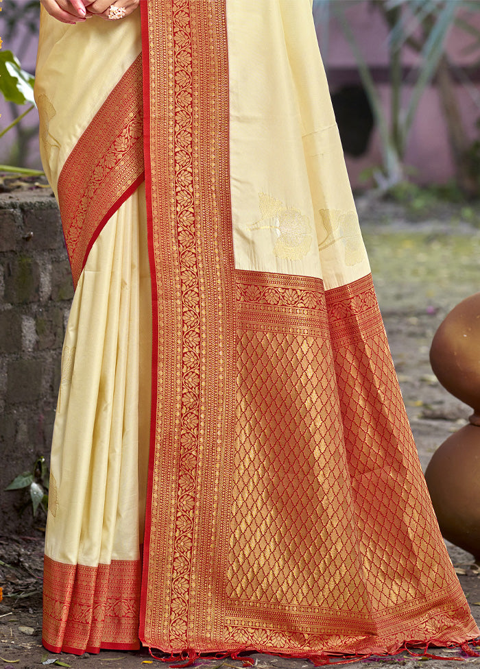 Cream Dupion Silk Saree With Blouse Piece