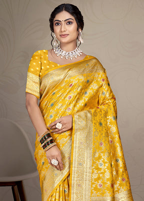 Multicolor Dupion Silk Saree With Blouse Piece