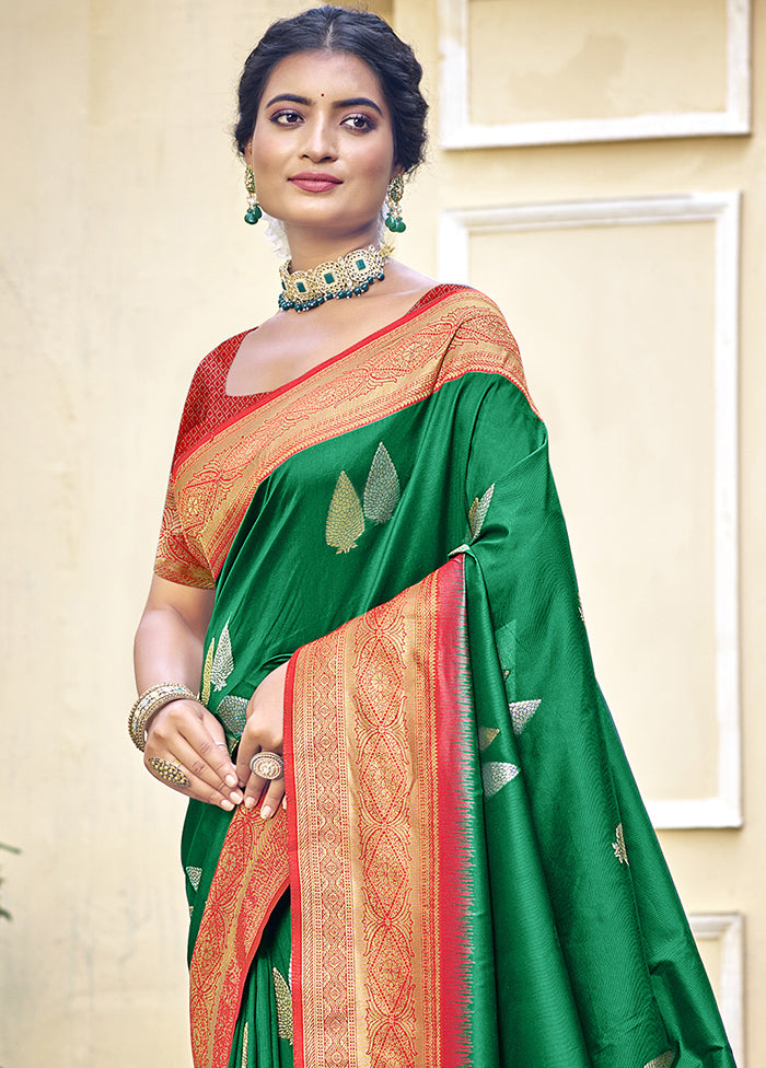 Green Dupion Silk Saree With Blouse Piece