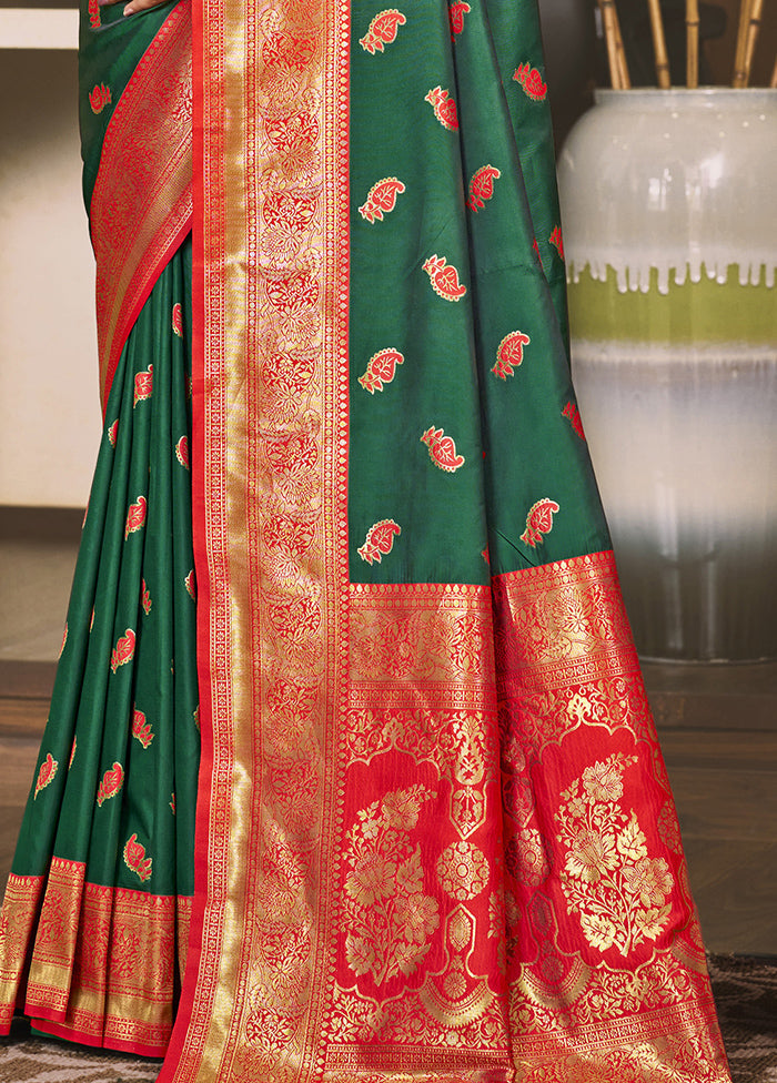 Green Dupion Silk Saree With Blouse Piece