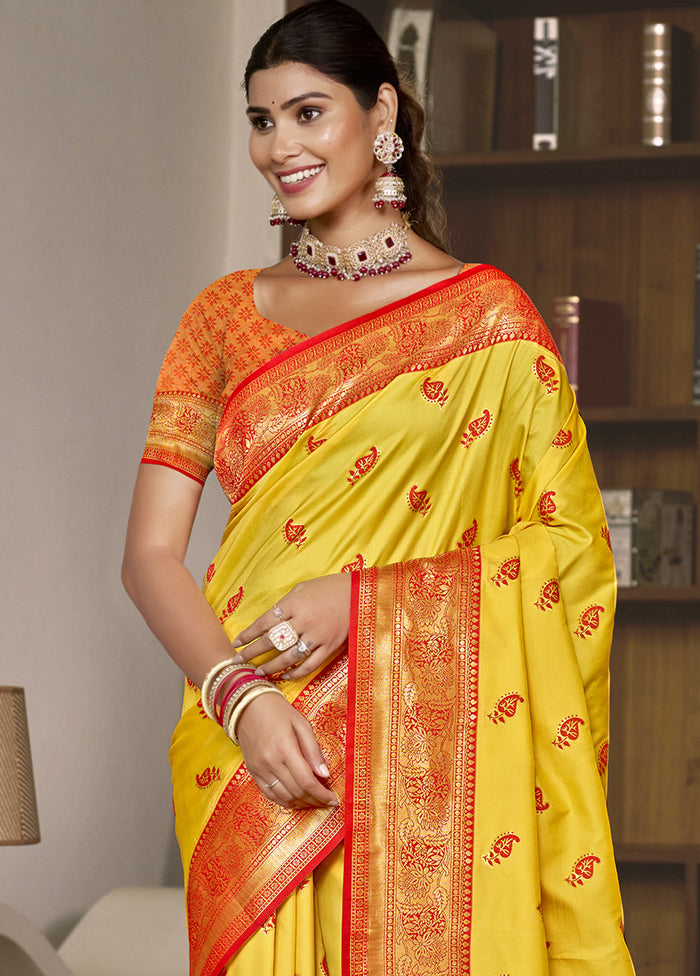 Yellow Dupion Silk Saree With Blouse Piece