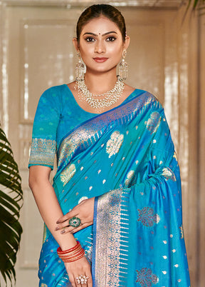 Multicolor Dupion Silk Saree With Blouse Piece