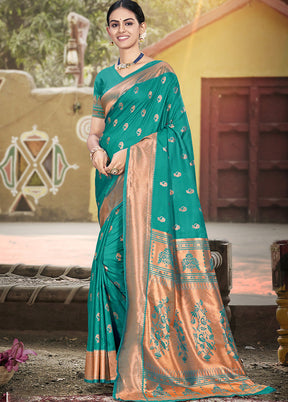 Sea Green Spun Silk Saree With Blouse Piece