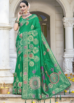 Green Spun Silk Saree With Blouse Piece