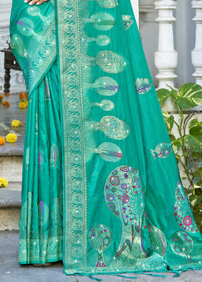 Green Spun Silk Saree With Blouse Piece