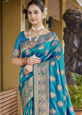 Multicolor Dupion Silk Saree With Blouse Piece