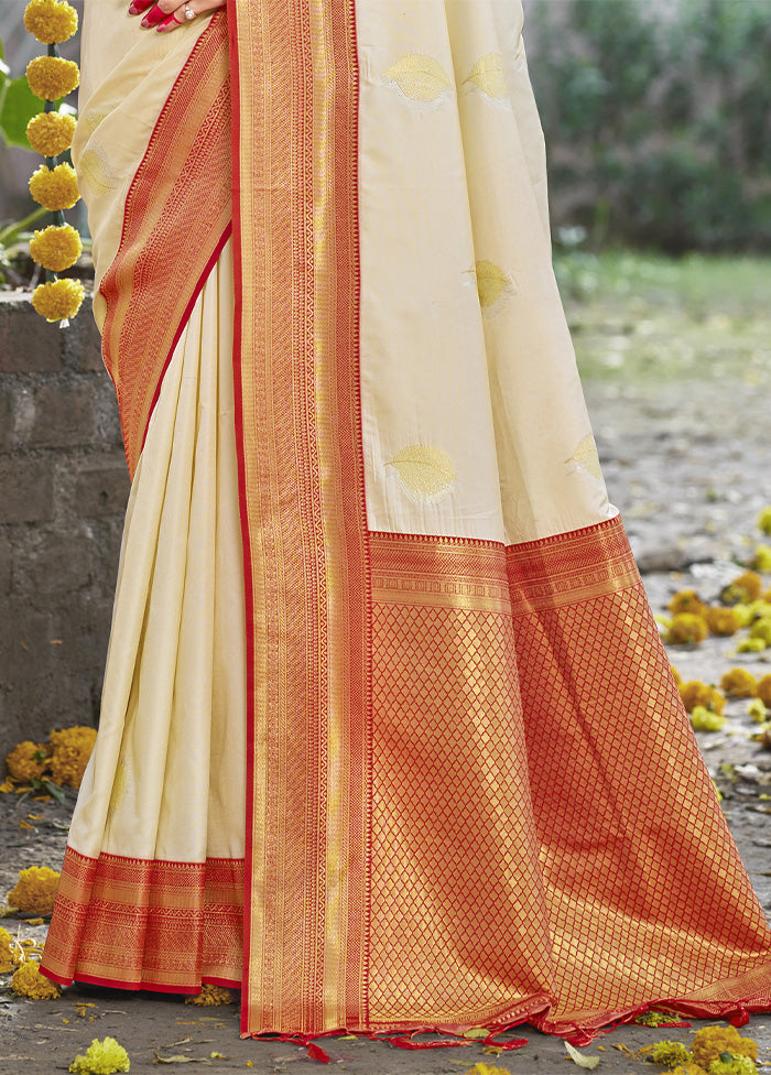 Cream Dupion Silk Saree With Blouse Piece