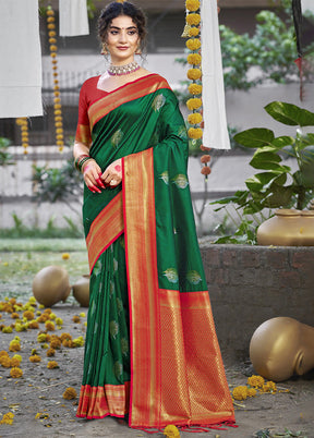 Dark Green Dupion Silk Saree With Blouse Piece