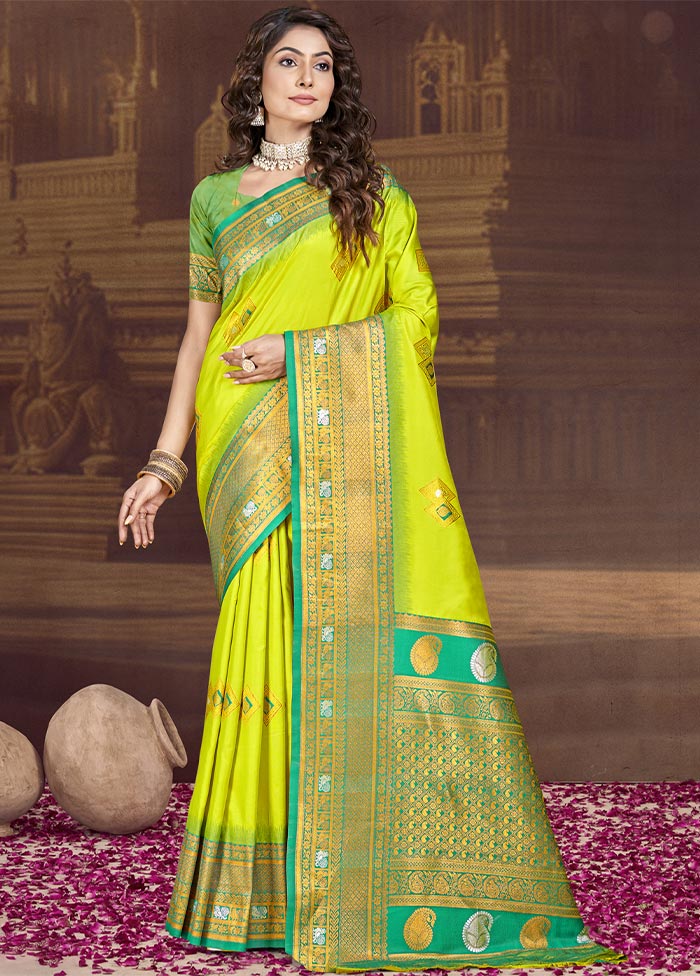 Parrot Green Dupion Silk Saree With Blouse Piece