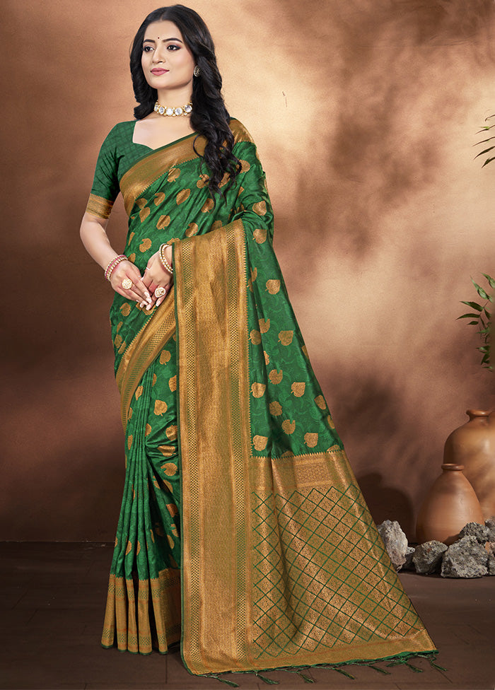 Green Spun Silk Saree With Blouse Piece