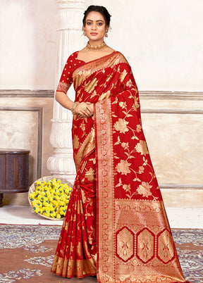 Red Dupion Silk Saree With Blouse Piece