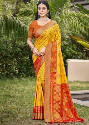 Yellow Spun Silk Saree With Blouse Piece