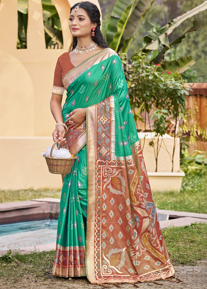 Sea Green Spun Silk Saree With Blouse Piece