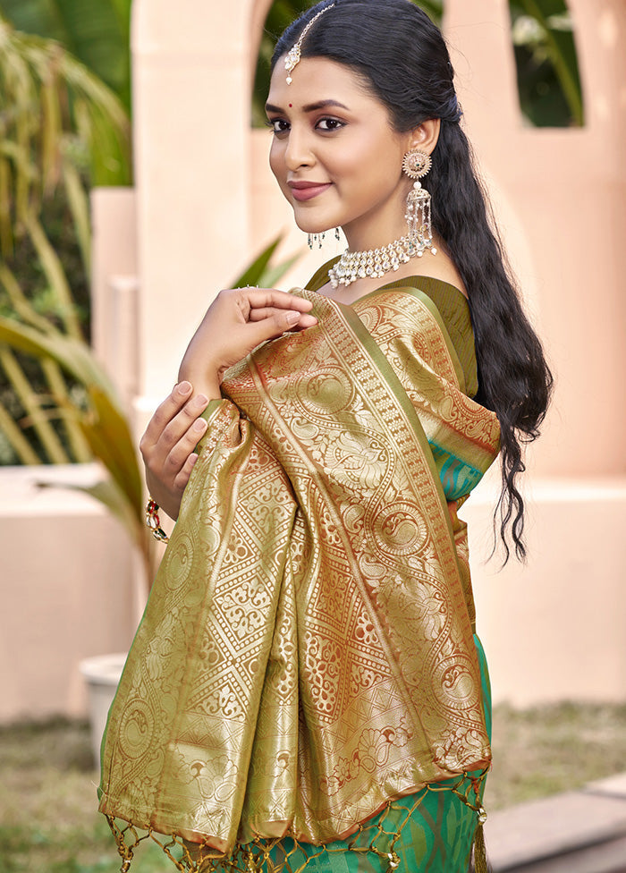 Rama Green Spun Silk Saree With Blouse Piece