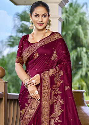 Magenta Dupion Silk Saree With Blouse Piece