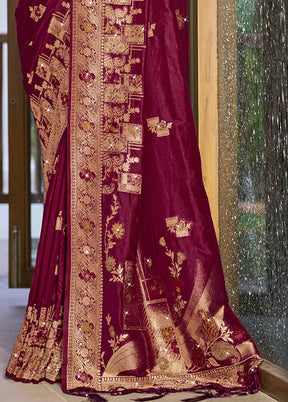 Magenta Dupion Silk Saree With Blouse Piece